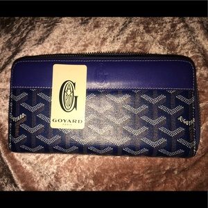 Brand new Goyard Paris luxury zip wallet